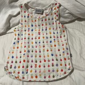 Wheat 4 pineapple tank multicolored fruits on creamy white in euc worn once